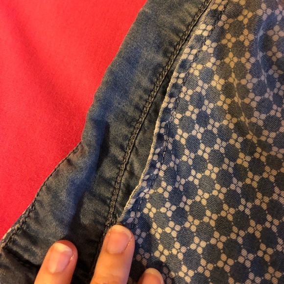 F21 Chambray Patterned Shorts - Picture 3 of 4